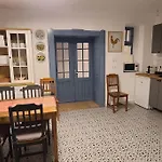 ötbárány Villa *
