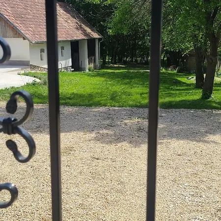 Вилла Oetbarany Vendeghaz *