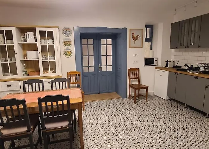 ötbárány Villa *